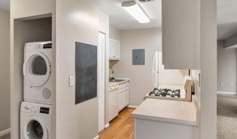 13 SILVERWOOD Cir 12, Annapolis, MD 21403