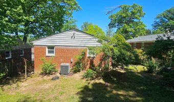 2711 GROVETON St, Alexandria, VA 22306