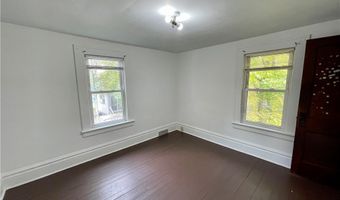 203 E York St, Akron, OH 44310