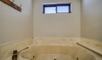 808 Park Crest Dr, Bullhead City, AZ 86429