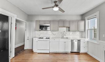 394 Gregory St 2, Bridgeport, CT 06604