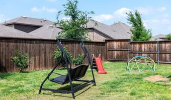 6325 Crownmere Dr, Aubrey, TX 76227