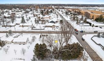 4710 W CAPITOL Dr, Appleton, WI 54913