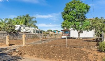 220 E Kalmia St, Fallbrook, CA 92028