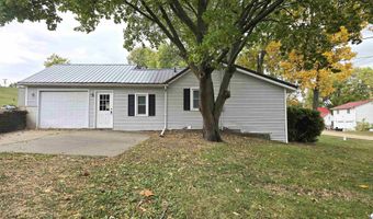 607 N BLUFF St, Albany, IL 61230