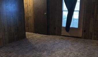 702 Airport Ave, Carlsbad, NM 88220