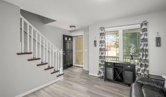 1107 Rosewood Dr, Altoona, IA 50009