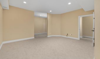 1801 N Dewey St, Auburn, IN 46706