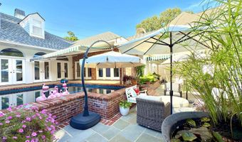 1342 Applewood Rd, Baton Rouge, LA 70808