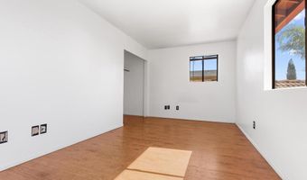 2070 Caaraway St, Escondido, CA 92026