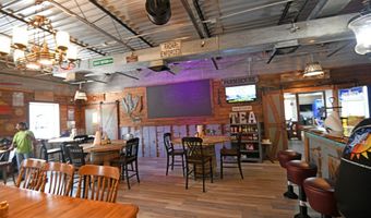809 Greenwood St, Abbeville, SC 29620