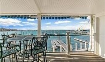 31 Coddinton Wharf 8, Newport, RI 02840