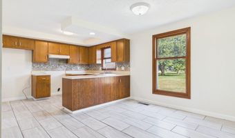 1520 E 42nd St, Anderson, IN 46013