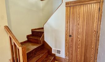 911 Pine St, Atlantic, IA 50022