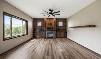 1519 NE Williamsburg Dr, Ankeny, IA 50021
