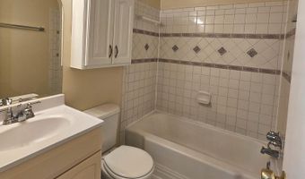 7723 DONNYBROOK Ct 6, Annandale, VA 22003