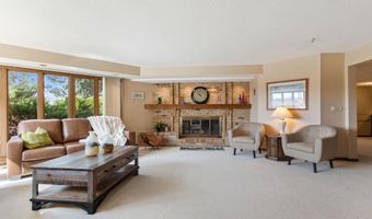 1128 Benton St, Anoka, MN 55303
