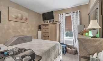 584 Lonsdale Ave, Central Falls, RI 02863