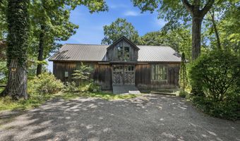 29 Old Forty Acre Mountain Rd, Danbury, CT 06811