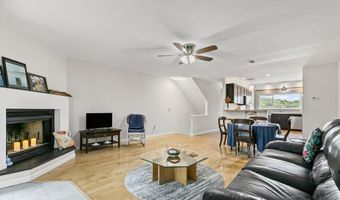 2133 SEMINOLE Rd 4, Atlantic Beach, FL 32233