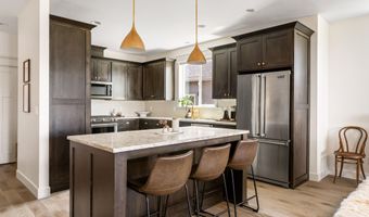 2608 NW Compass Corner Loop, Bend, OR 97703
