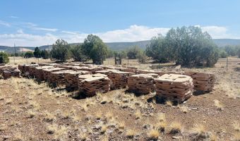 3607 N Double A Ranch Rd, Ash Fork, AZ 86320