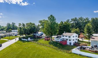 3146 CLUB Dr, Allentown, PA 18103