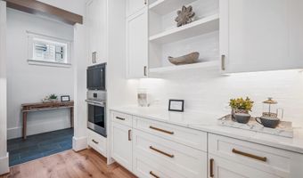 4613 CHASE Ave, Bethesda, MD 20814