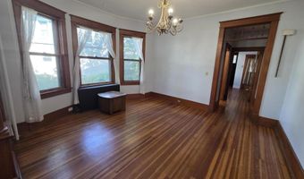 2 Maple Ave, Albany, NY 12208