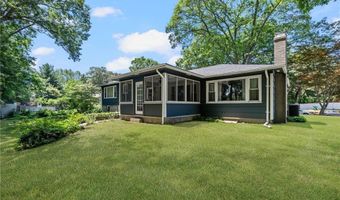 103 BIRCHWOOD Dr, North Kingstown, RI 02852