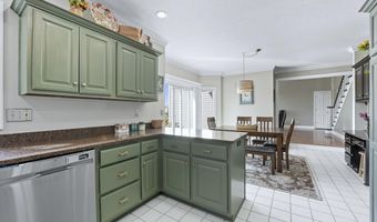 303 Hunters Rdg, Auburn, IN 46706