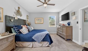 5227 ADMIRAL POINTE Dr, Apollo Beach, FL 33572