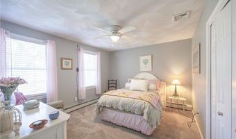 545 Central St, Burrillville, RI 02839
