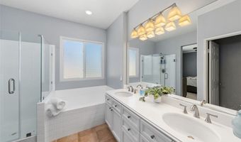 136 Woodcrest Ln, Aliso Viejo, CA 92656