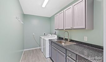 21 Moriah Ln, Asheville, NC 28803