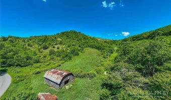 455 Shawnee Rd, Banner Elk, NC 28604