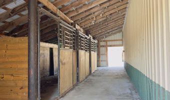 12183 Young Rd, Amanda, OH 43102