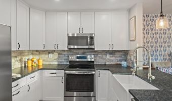 14 SPA CREEK Lndg B1, Annapolis, MD 21403
