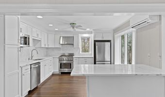 29 Sturgis Ln, Barnstable, MA 02630
