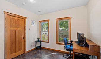 405 Oak Ave N, Annandale, MN 55302