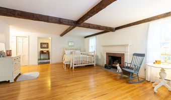 33 Forge Dr, Avon, CT 06001