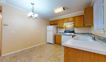 11627 SE FULLER Rd, Milwaukie, OR 97222