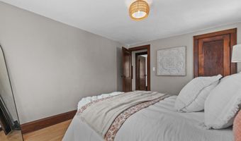 424 E BREWSTER St, Appleton, WI 54911