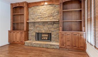 105 Stonewood Trl, Ball Ground, GA 30107