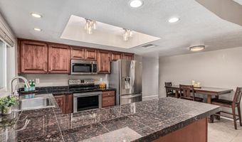 2610 W CURRY St, Chandler, AZ 85224
