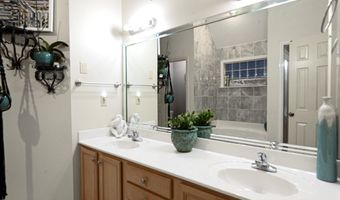 6437 INNISWOOD Dr, Bartlett, TN 38135