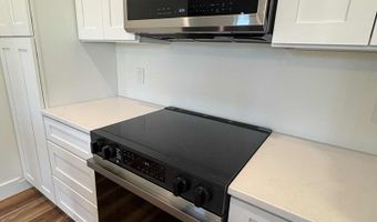 216 15th St, Apalachicola, FL 32320