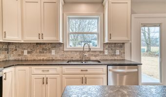 108 Skylar Dr, Auburn, KY 42206