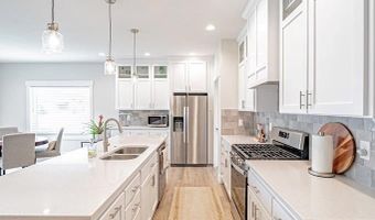 644 Silvermaple Dr, Ammon, ID 83401