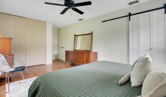 5867 COVE Dr, Belle Isle, FL 32812